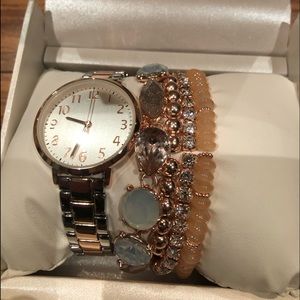 NWT Bracelet/Watch set